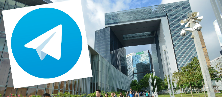 Determining Whether a Regular WhatsApp Account is Available Using Four Indicators